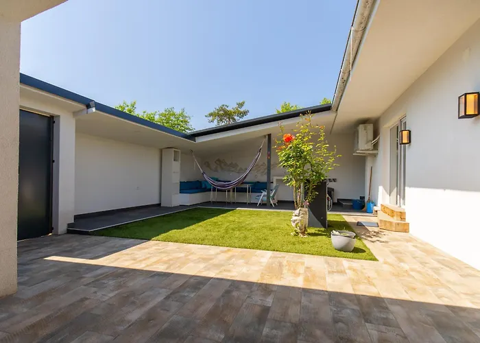 Matic Murgle Atrium Apartment